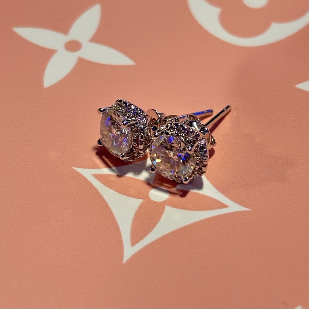 Elegant Silver Stud Earrings